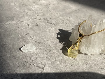 【荏苒。金珀項鏈】醫療鋼、鎖骨鏈、天然琥珀片|單品保證