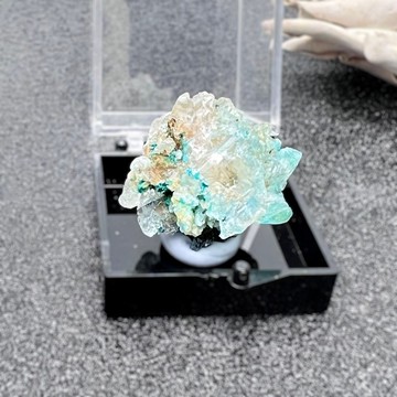 靜藍。礦石 原礦 療癒  l 銅鋁礬共生石膏 共生礦 礦標 l