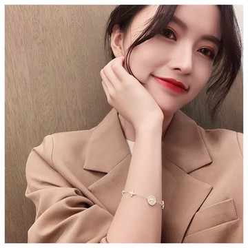 梨花HaNA 輕奢高級感貝石四葉草．經典質感鑲鑽手鍊