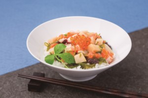 陸奥三陸 たっぷり海鮮丼の具12個セット