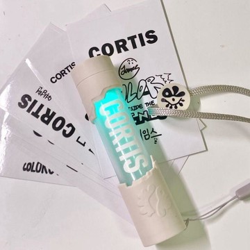 韓國Cortis男團限定迷你應援棒七彩燈熒光棒包掛閃光裝飾鑰匙扣生日禮物 禮物生日禮物 禮物