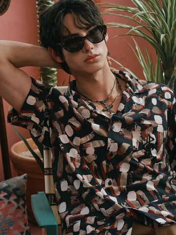 24 Montague Shirt No.15