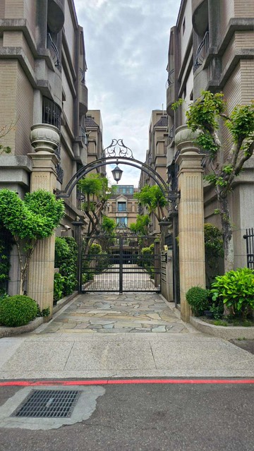 [中信領航]大樓價買北屯輕屋齡社區別墅｜台中市北屯區豐樂路