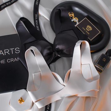 無痕內衣女小胸聚攏不空杯前扣美背寬肩帶無鋼圈收副乳透氣文胸