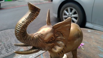 早期老台灣外銷銅製品收藏工業風大銅象紙鎮擺飾