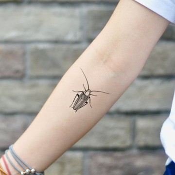 OhMyTat 蟑螂曱甴 Cockroach 刺青圖案紋身貼紙 (2 張)