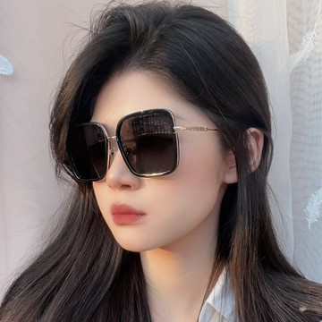 BURBERRY 亞洲版 時尚太陽眼鏡 BE3145D 110987 黑金框抗UV深灰鏡片 公司貨