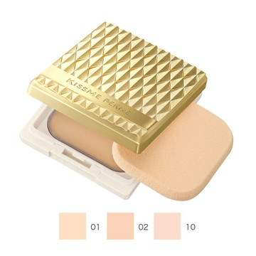 【FERME 金燦保濕粉餅 (3色)】SPF25 PA++ 添加玻尿酸・膠原蛋白・蜂王乳萃取・洋甘菊萃取・堅果油等保濕美容液成分。持久完全貼合肌膚、不易脫妝不卡粉