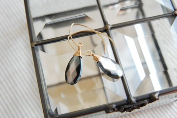 高品質黑貝殼侯爵夫人鉤耳针14kgf