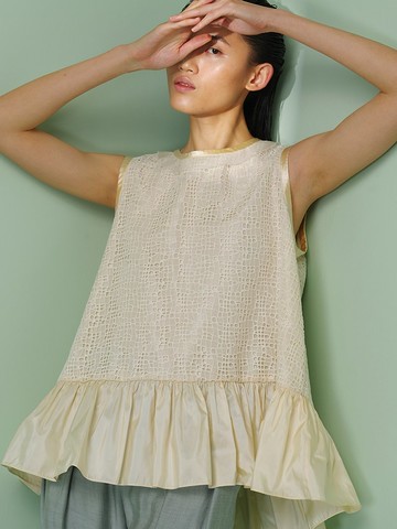 UUIN _ 米黃無袖下襬細褶上衣