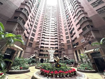 前鎮精華商圈/民權大道旁高樓層3+1房+平車｜高雄市前鎮區民權二路