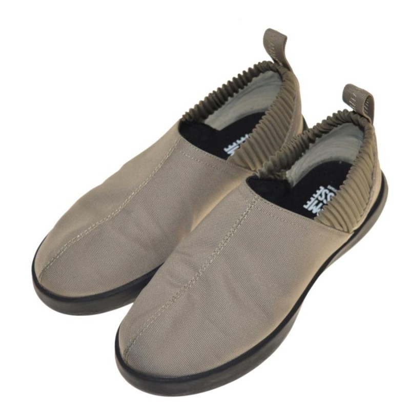 値下げ】HOMME PLISSE ISSEY MIYAKE 20SS CANVAS SLIPON スリッポン オリーブ サイズ：28cm (堀江店)  | LINEブランドカタログ