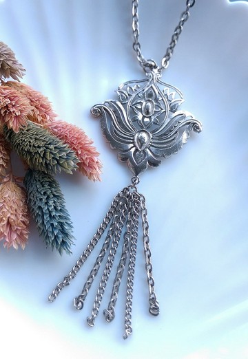 Vintage Jewelry 銀色調 新藝術 鳶尾花 線條 流蘇 項鍊 大墜項鍊