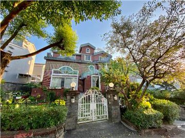 雅歌皇家獨棟花園別墅｜台中市北屯區苧園四十八巷