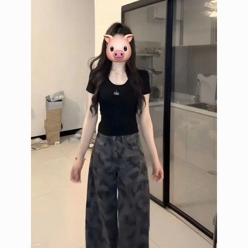 【美式辣妹鏤空露背】正肩短袖T恤 女 夏季 設計感 修身 顯瘦 黑色 短款 上衣 短袖上衣 上衣短袖 露背上衣 辣妹上衣