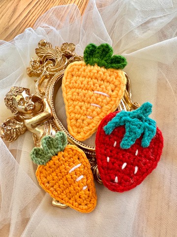 RM手作坊 手工編織胡蘿蔔草莓髮夾