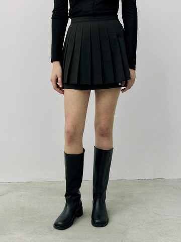 Logo Pleated Mini Skirt [Black]
