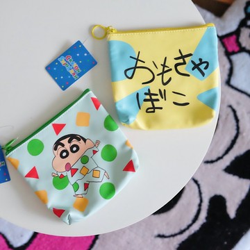 蠟筆小新】🇯🇵日本商品 小新皮質面紙套化妝包 收納包 錢包　禮物 聖誕節 日落小物 生日禮物