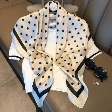 赫本乳白色波點大方巾女百搭小絲巾春夏季薄款圍巾ol職業裝飾紗巾