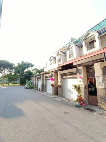 {中信阿峯}近北區.東區27年地坪30坪車庫別墅｜台中市太平區中山路四段