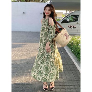 掛脖露肩連衣裙女夏2025新款海邊度假波西米亞沙灘裙雪紡魚尾長裙