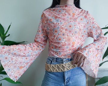 復古花卉網眼襯衫喇叭袖透明嬉皮波西米亞風格高領上衣