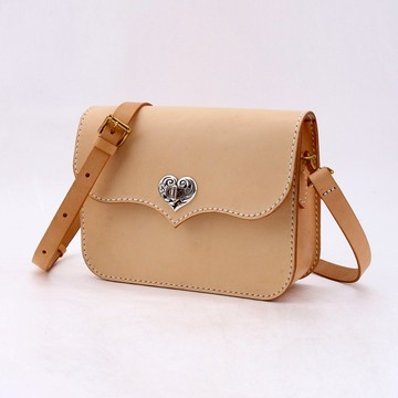 纯手染手缝植鞣革复古真皮方包马鞍包女士肩背包 心形拧扣 原色