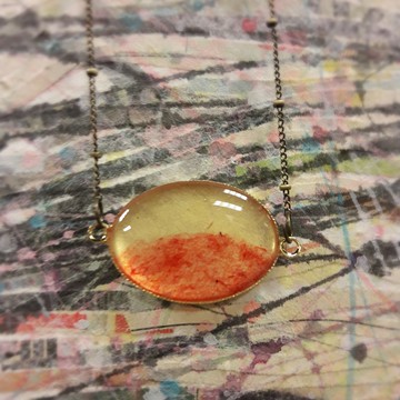 手工紙長鍊<橘紅山丘>