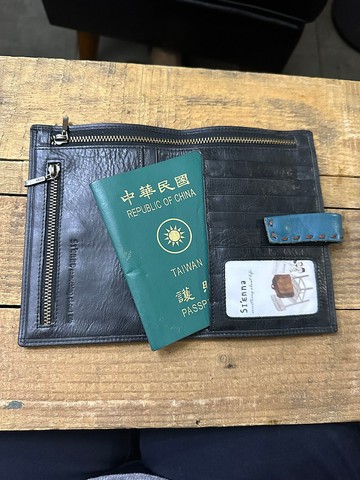 Sienna護照本