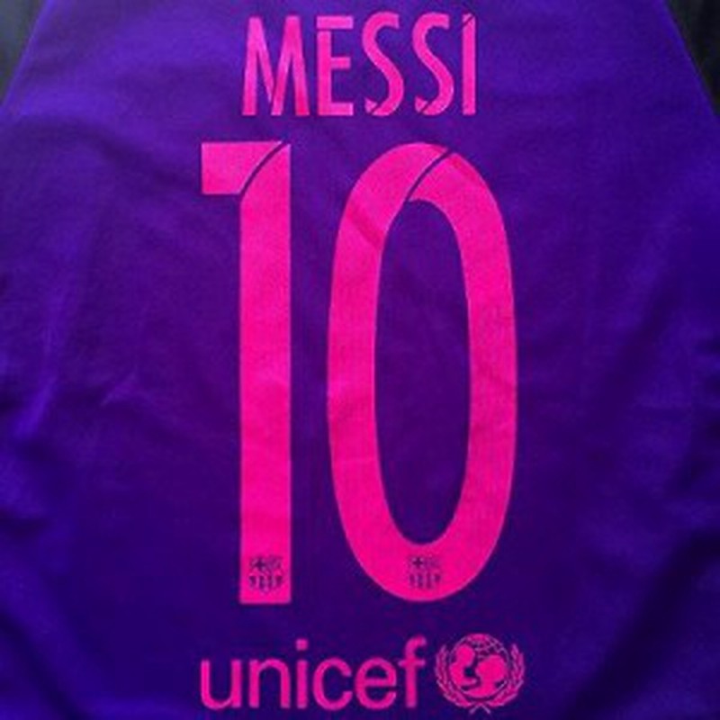 子供用 K134 17 バルセロナ Messi 10 メッシ 紫 ゲームシャツ パンツ付 サッカー キッズ ジュニア ユニフォーム 通販 Lineポイント最大1 0 Get Lineショッピング