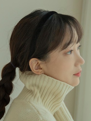 Velvet Slim Handcrafted Hairband