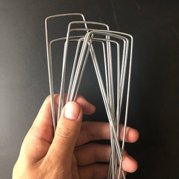 臺灣現貨 U型釘 人工草皮地釘 地布釘 防草布地釘 地釘 草坪鍍鋅地釘 黑網固定器 草皮固定