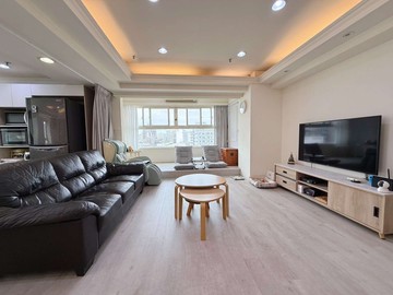 邦尼近勤美中教大｜超大室內49坪四改二房雙平車｜台中市西區華美西街一段