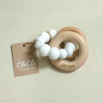 客製化刻名寶寶手搖鈴 固齒器 天然櫸木 牙膠 嬰兒玩具 彌月禮盒