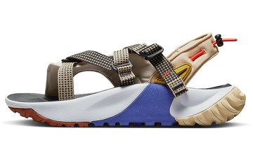 WMNS ONEONTA SANDAL LIGHT OREWOOD BROWN