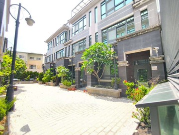 馥里鑫雙車大豪墅｜彰化縣彰化市中央路