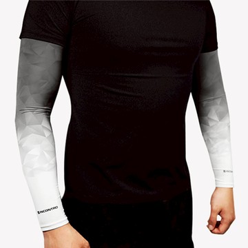 INCONTRO 休閒涼感袖套｜柔軟親膚高彈力面料－漸層黑