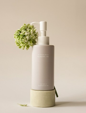 LYA植物香超滑細卸妝油 140ml