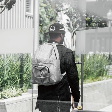 銀迷彩大猩猩背包