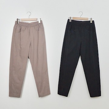 【MOSS CLUB】輕薄內刷毛帶絆造型蘿蔔褲 黑 咖