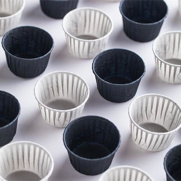 中號卷邊蛋糕紙杯 100只 馬芬杯耐烤杯耐高溫烘焙紙托 彩色防油杯