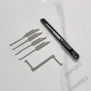 關註立減20 五金多功能家用不鏽鋼美工刀手動維修便攜式輔助工具摺疊應急換頭