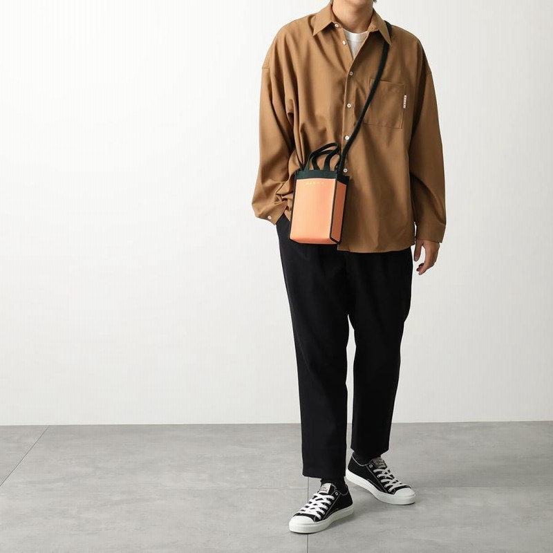 [MARNI]★ロゴカードホルダー★現地セール MARNI マルニ ショルダーバッグ SBMQ0067A0 P4602 P4547 メンズ