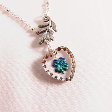 幸 運 草  ◎ 【Cn0183】 美國幻彩寶石 x 銀色防褪色防過敏。鎖骨鍊