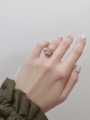 Avon Opaline 仿蛋白石戒指