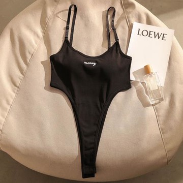 法式字母吊帶連體褲辣妹性感修身收腰設計感小眾短款打底上衣