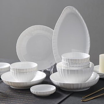 盤子碗碟套裝組合家用北歐簡約餐具陶瓷飯碗輕奢喬遷碗盤碗筷套裝