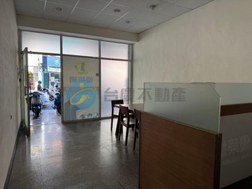 雙鐵共構-精華區熱河二街稀有釋出店面透天(B)｜高雄市三民區熱河二街