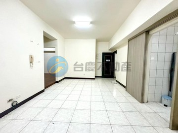 鼎山商圈|灣仔內輕軌站3房車位｜高雄市三民區鼎華路