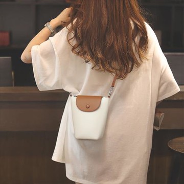 包包女士新款秋冬水桶包手機包bags真皮女包斜挎包迷你小包